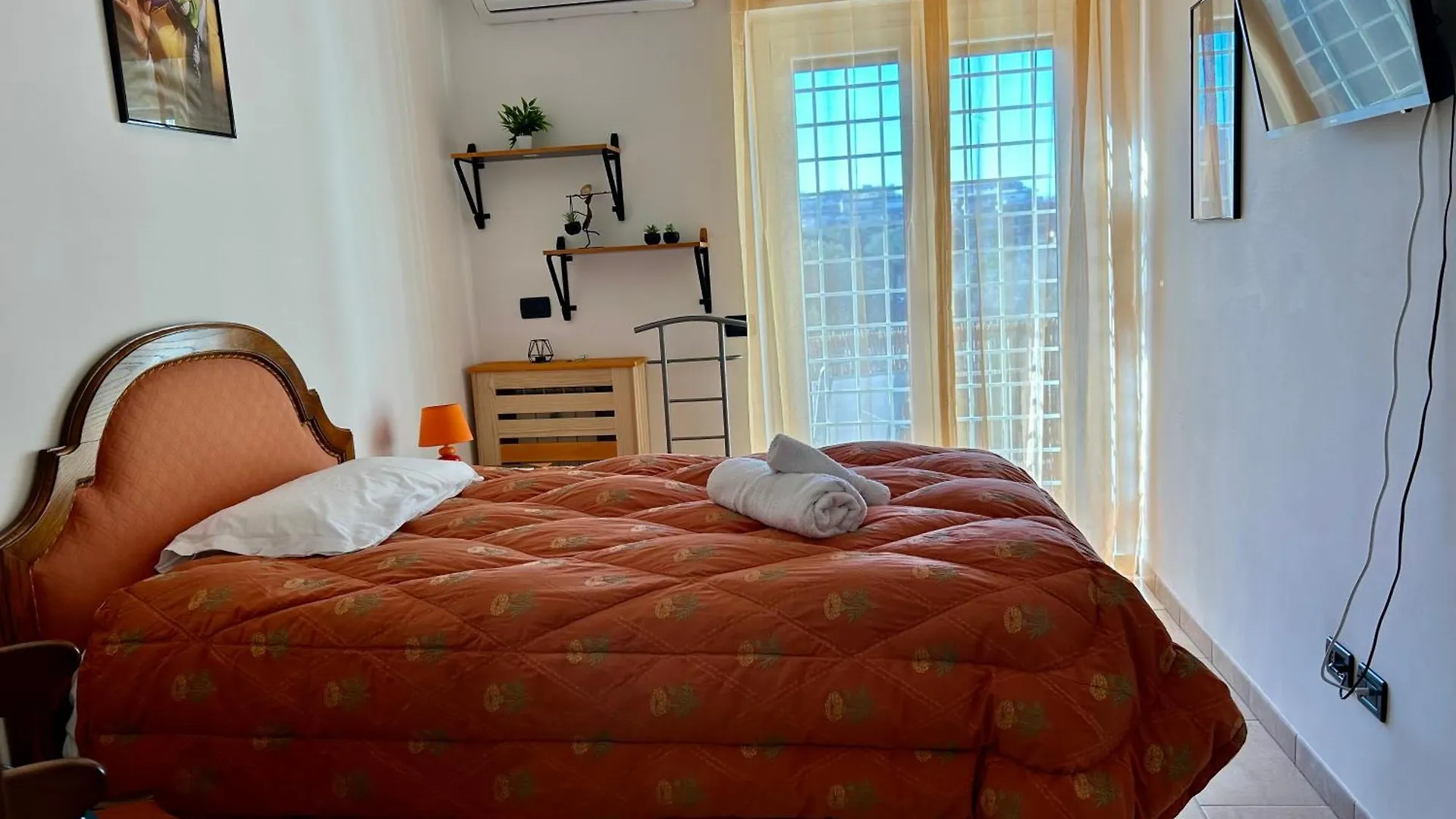 Marisa Lovely House Rome 0*,  Italy